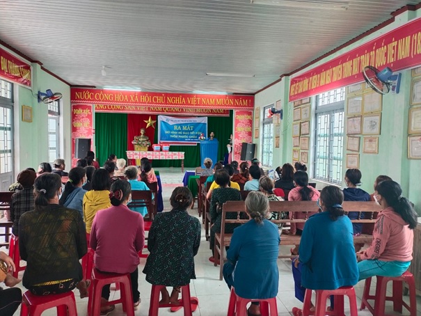 Ra mắt mô hình “Hũ gạo tiết kiệm” ở thôn Phước Châu, xã Bình Triều