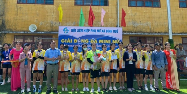 Hội LHPN xã Bình Quế tổ chức Giải bóng đá mini nữ năm 2023